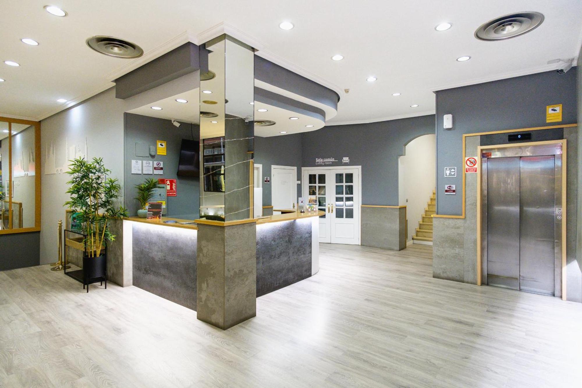 Vtz Hotel El Principe Zaragoza Luaran gambar