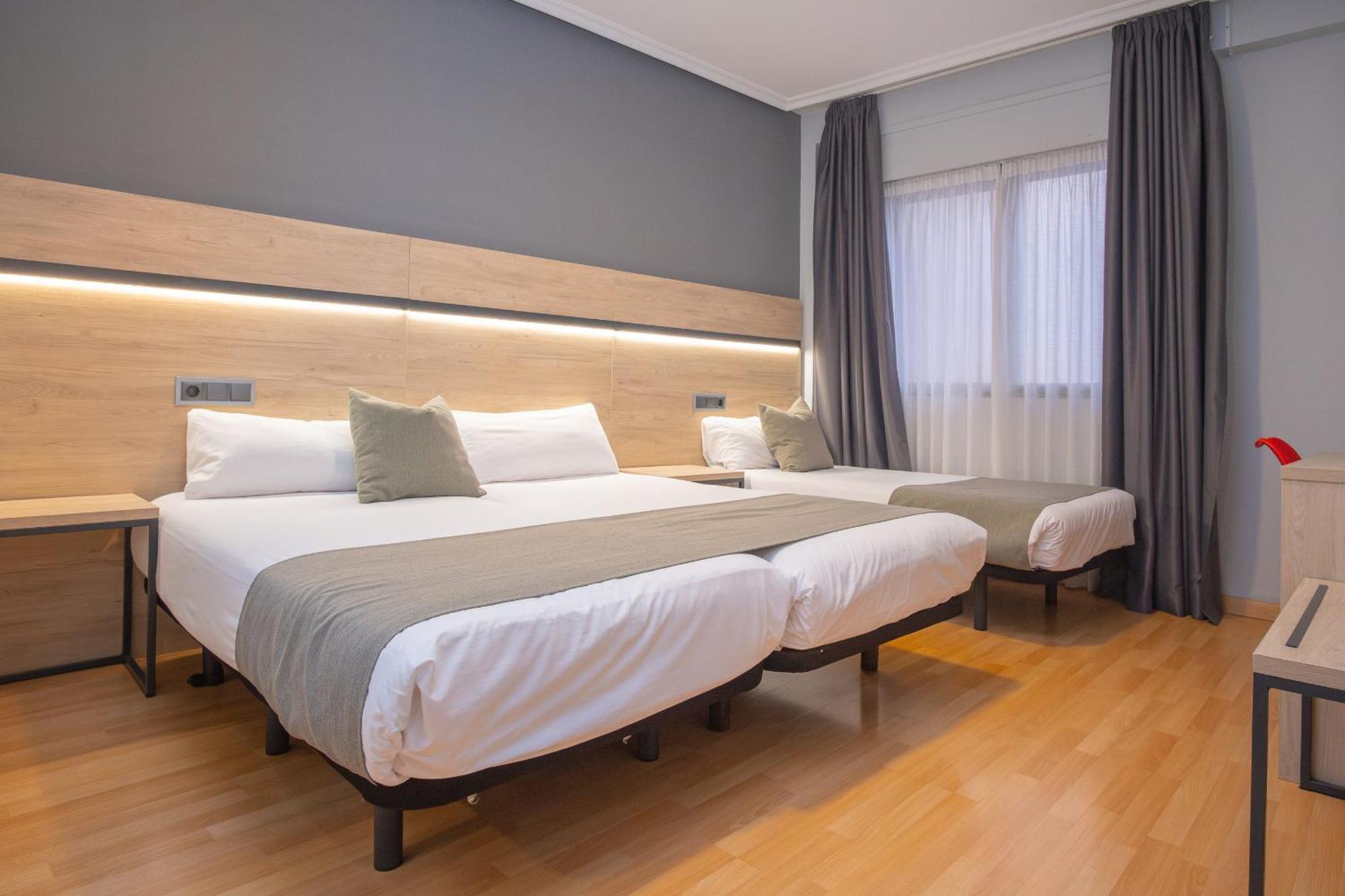 Vtz Hotel El Principe Zaragoza Luaran gambar