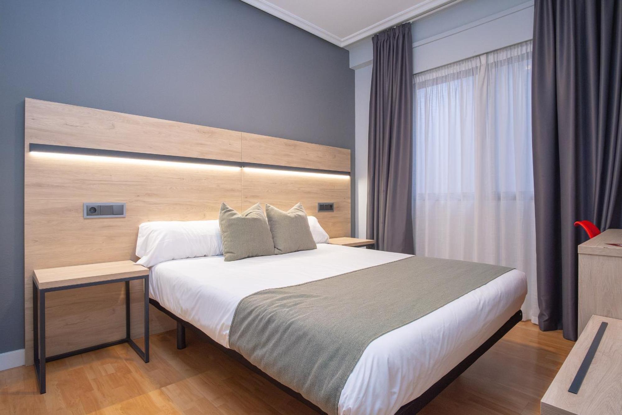 Vtz Hotel El Principe Zaragoza Luaran gambar