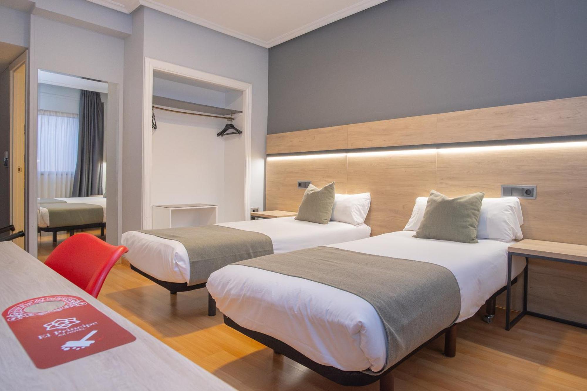 Vtz Hotel El Principe Zaragoza Luaran gambar